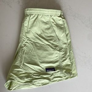 Patagonia Baggies shorts NWT size small